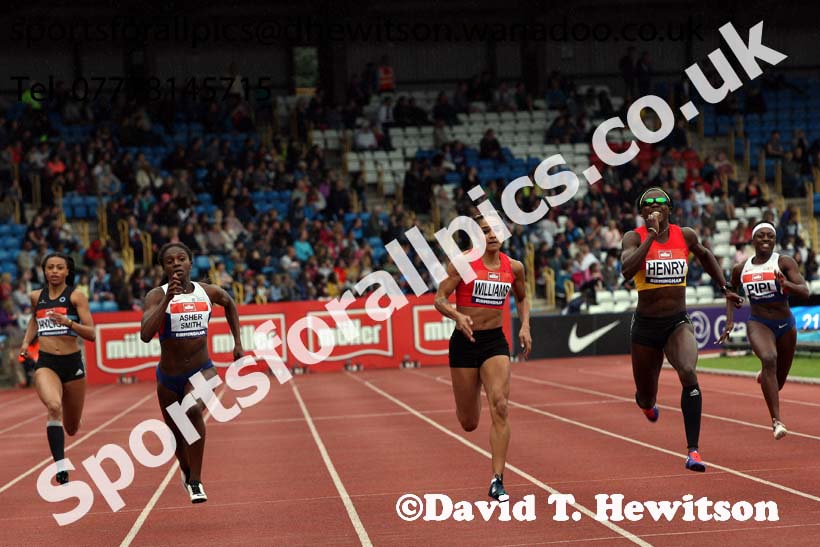 Womens 200 metres, British Championships, Birmingham. Photo: David T. Hewitson/Sports for All Pics